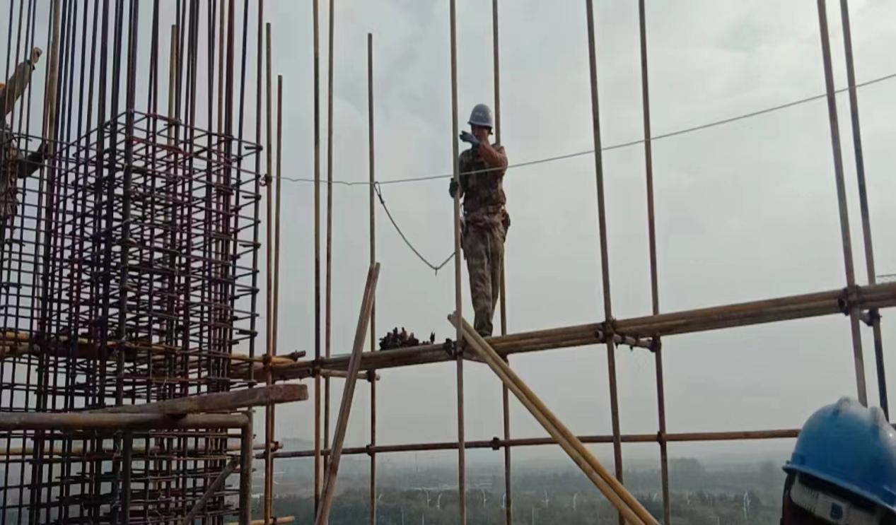 強(qiáng)化高處作業(yè)管理 保障施工人員安全——市建安公司加強(qiáng)腳手架施工高處作業(yè)安全管控