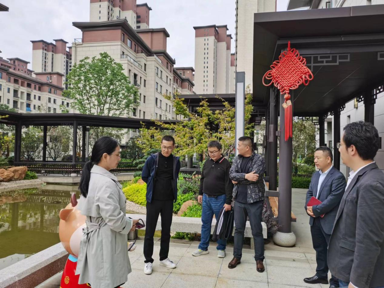 追求品質(zhì)當(dāng)先，力求真誠(chéng)服務(wù) ———市文旅集團(tuán)黨委委員、副總經(jīng)理葉晨光對(duì)亭城璞悅里小區(qū)物業(yè)服務(wù)質(zhì)量進(jìn)行督導(dǎo)檢查