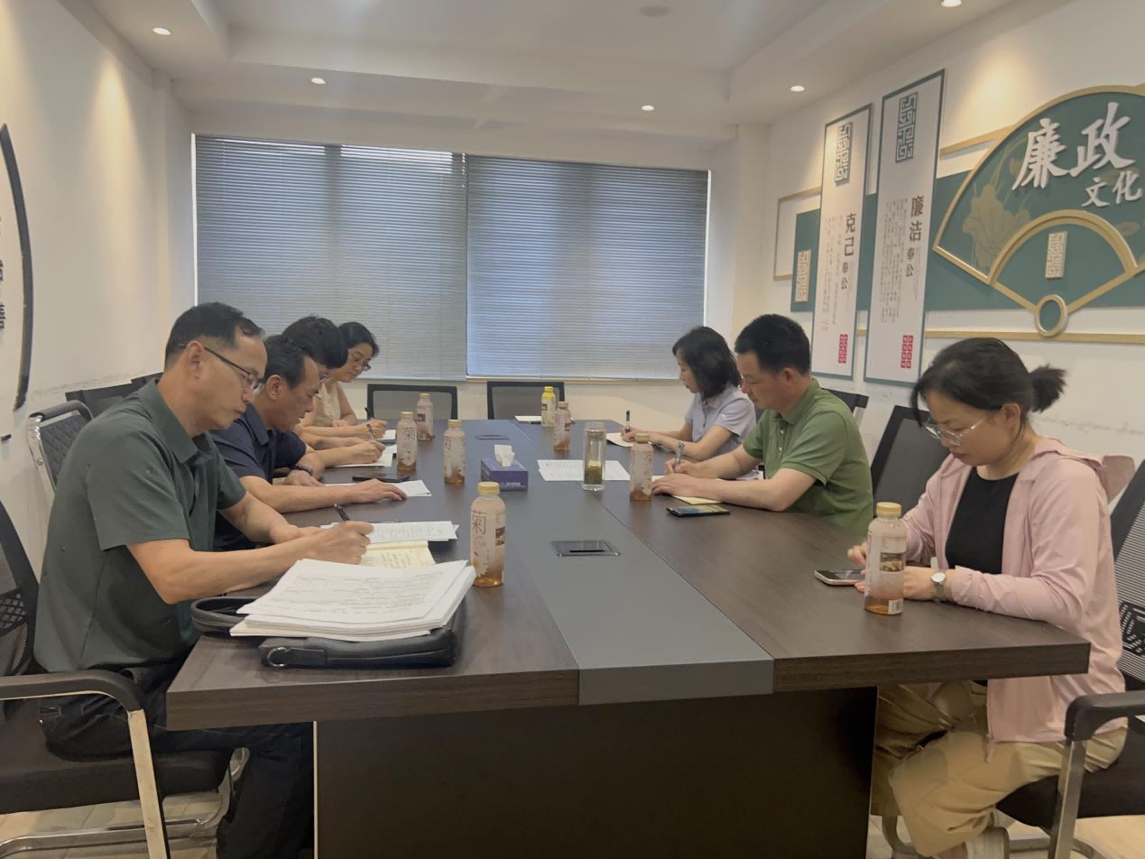市文旅集團(tuán)黨委委員、副總經(jīng)理涂正付接待清流律所一行